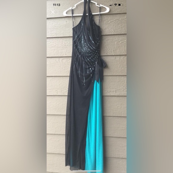 Xoxo collection black halter formal long dress with sparkles, size S made in USA - Picture 13 of 15
